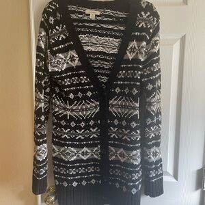 G.H. Bass & Co. Black and White Knit Cardigan